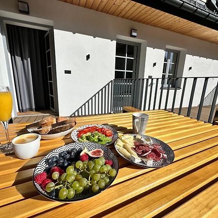 Apartmany Barth Holiday - Rezidence Maj Pec pod Snezkou Ngoại thất bức ảnh