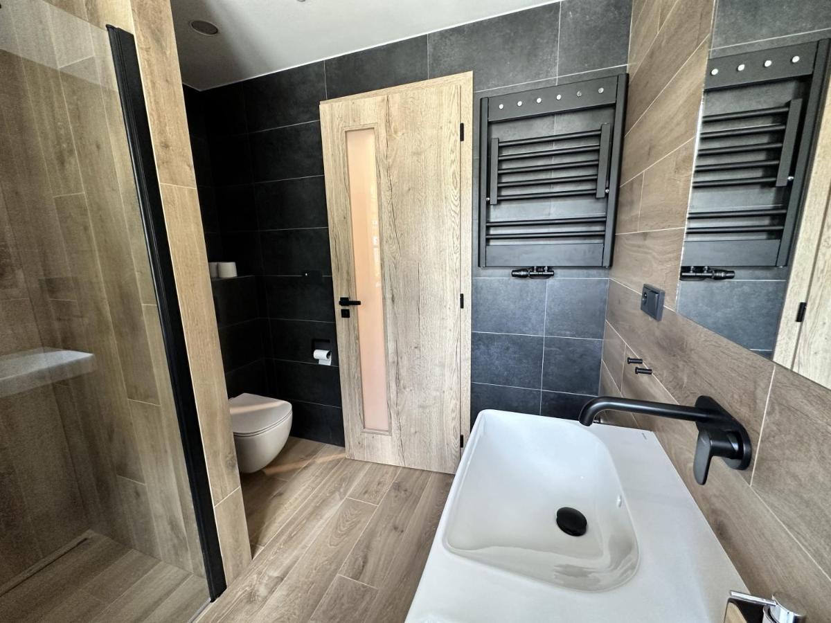 Apartmany Barth Holiday - Rezidence Maj Pec pod Snezkou Ngoại thất bức ảnh